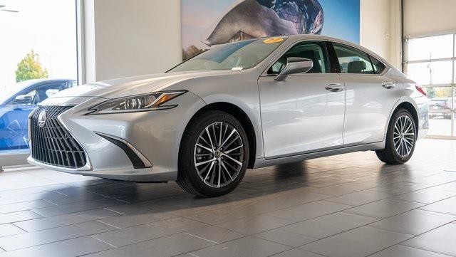 used 2022 Lexus ES 250 car, priced at $33,883