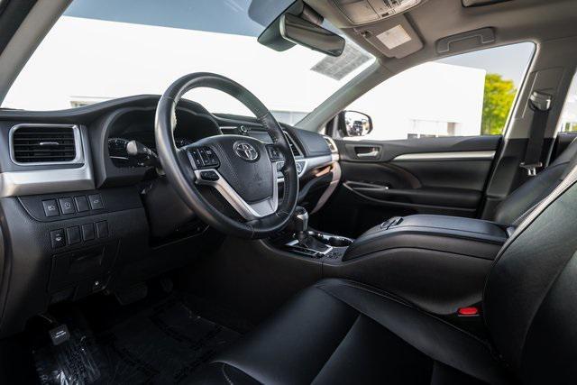 used 2018 Toyota Highlander car, priced at $21,955