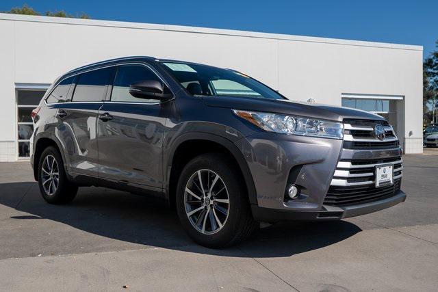 used 2018 Toyota Highlander car, priced at $21,955