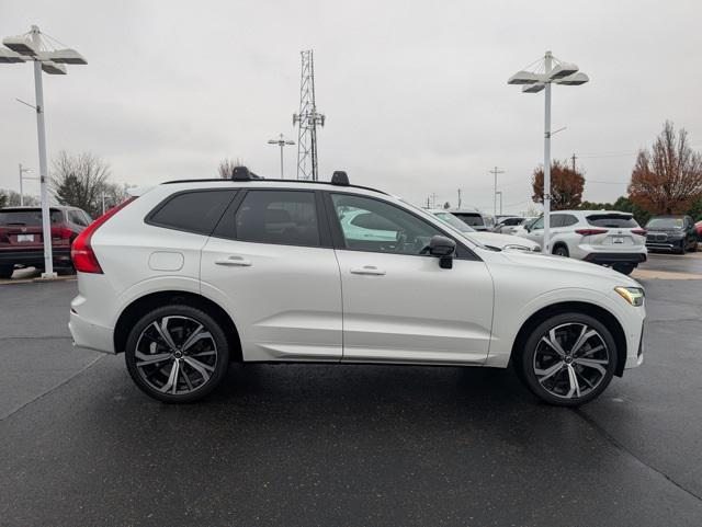 used 2022 Volvo XC60 car, priced at $37,886