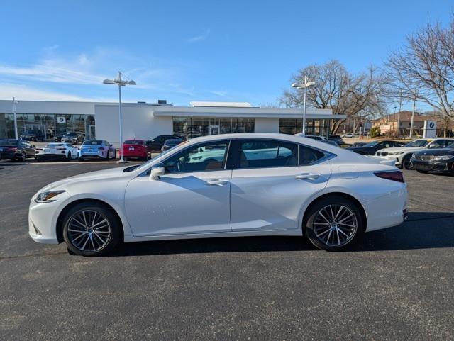 used 2022 Lexus ES 250 car, priced at $32,679