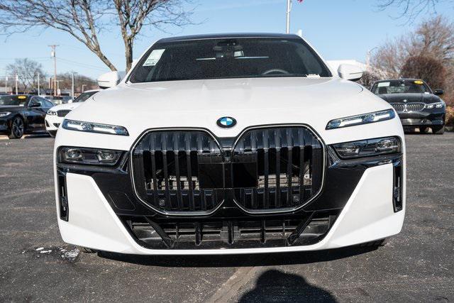 new 2025 BMW 760 car, priced at $141,825