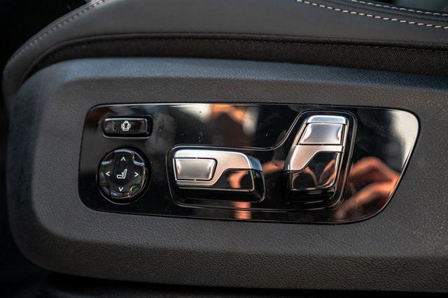 new 2026 BMW X7 car, priced at $96,775