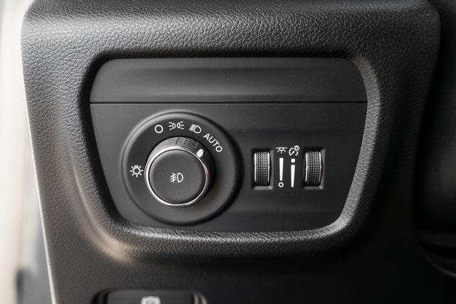 used 2023 Jeep Grand Cherokee car, priced at $31,985