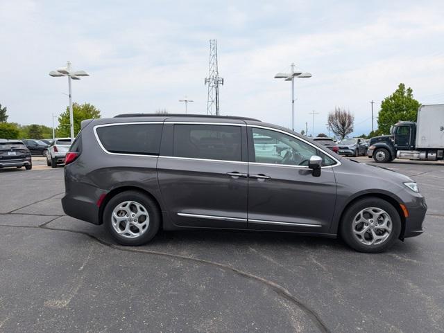 used 2022 Chrysler Pacifica car, priced at $26,903