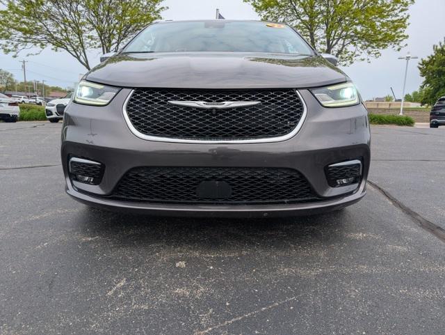 used 2022 Chrysler Pacifica car, priced at $26,903