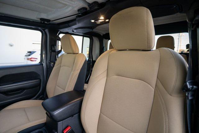 used 2023 Jeep Gladiator car, priced at $28,952