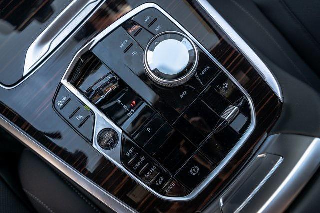 new 2026 BMW X7 car, priced at $105,075