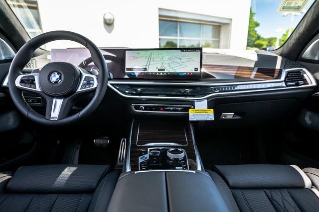 new 2026 BMW X7 car, priced at $105,075