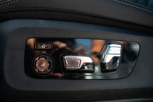 new 2026 BMW X7 car, priced at $105,075