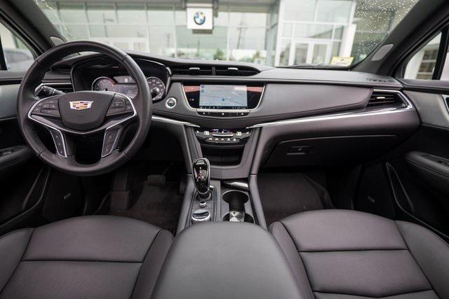 used 2021 Cadillac XT5 car, priced at $36,806