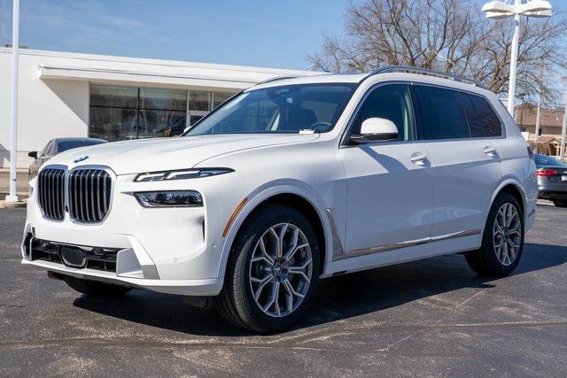 new 2025 BMW X7 car, priced at $90,425