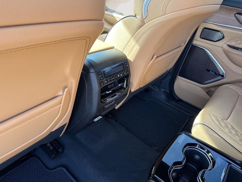 new 2025 Jeep Grand Cherokee L car, priced at $62,249