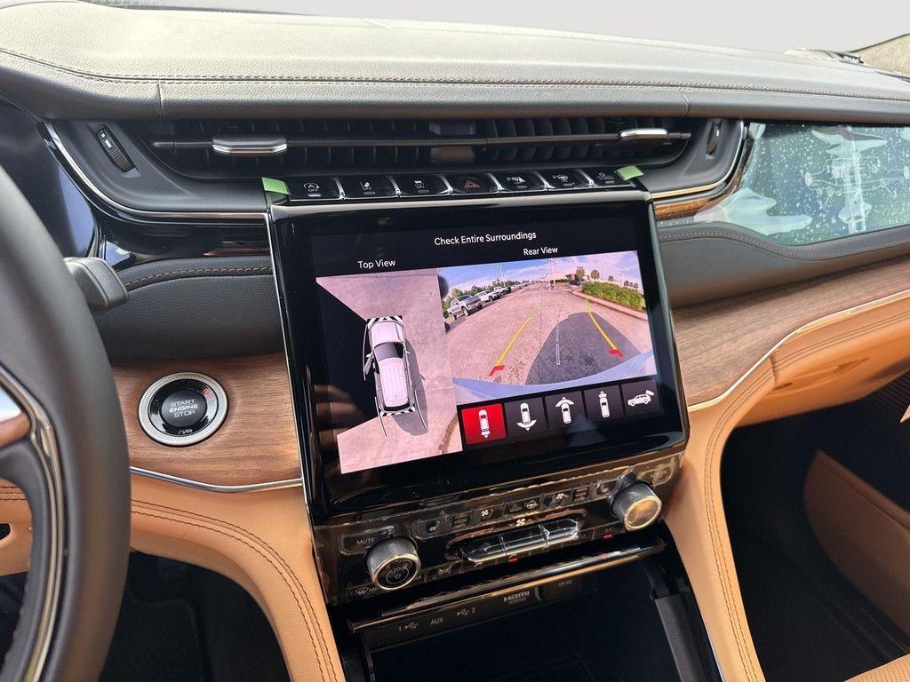 new 2025 Jeep Grand Cherokee L car, priced at $62,249