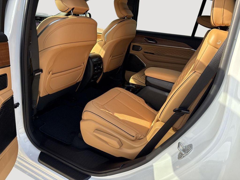 new 2025 Jeep Grand Cherokee L car, priced at $62,249