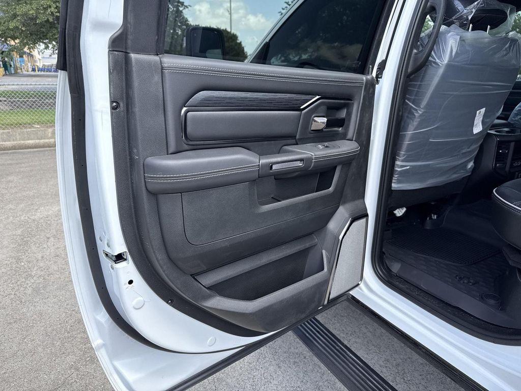 new 2025 Ram 2500 car, priced at $79,610
