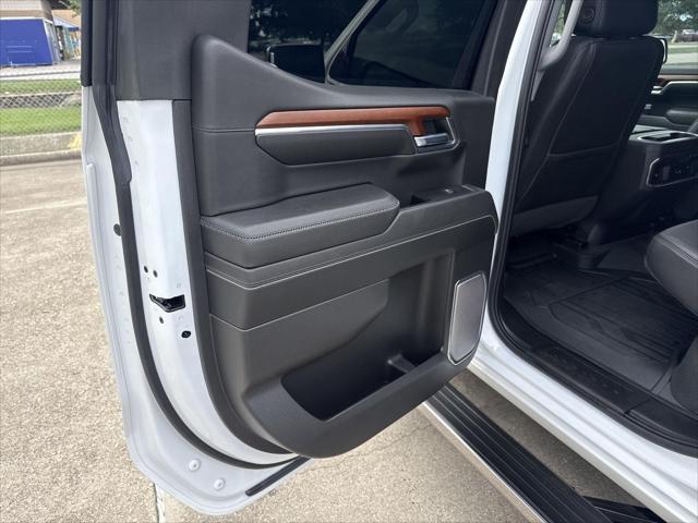used 2022 GMC Sierra 1500 car, priced at $53,121
