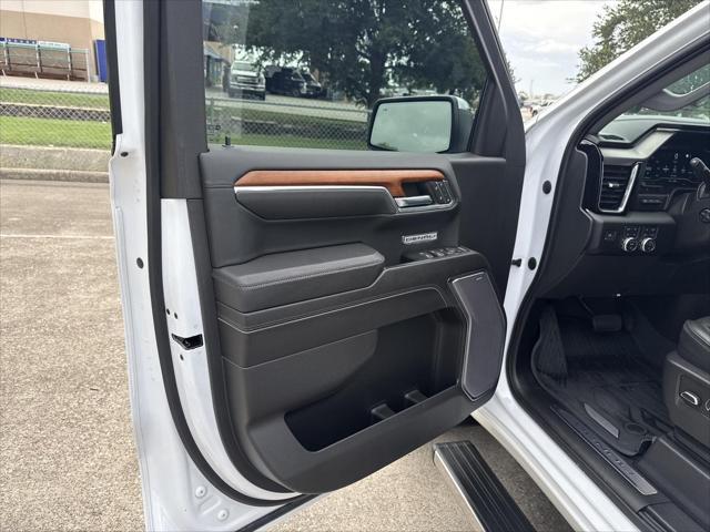 used 2022 GMC Sierra 1500 car, priced at $53,121
