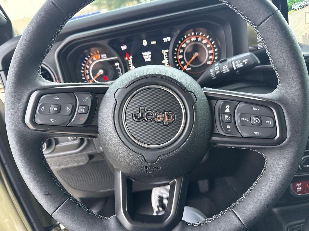 new 2025 Jeep Wrangler car, priced at $47,570