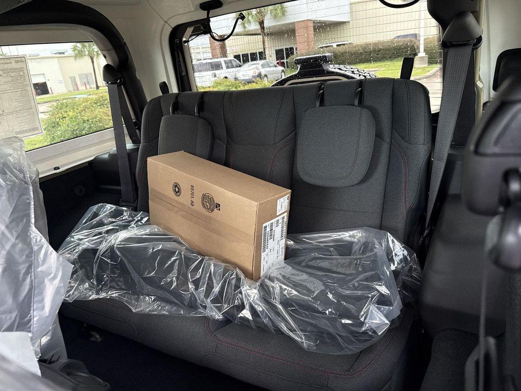 new 2025 Jeep Wrangler car, priced at $47,570