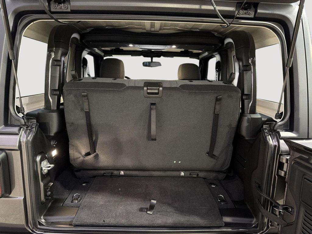 new 2026 Jeep Wrangler car, priced at $37,705