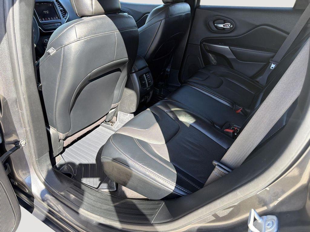 used 2022 Jeep Cherokee car, priced at $19,895