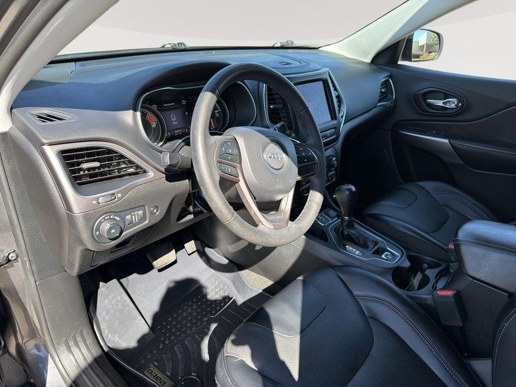 used 2022 Jeep Cherokee car, priced at $19,895