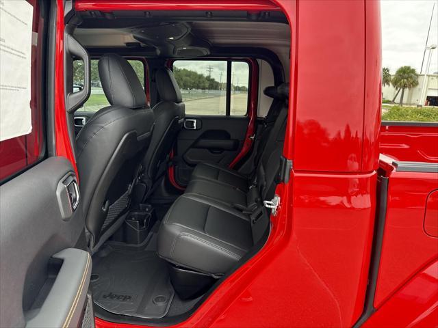 new 2025 Jeep Gladiator car, priced at $42,974