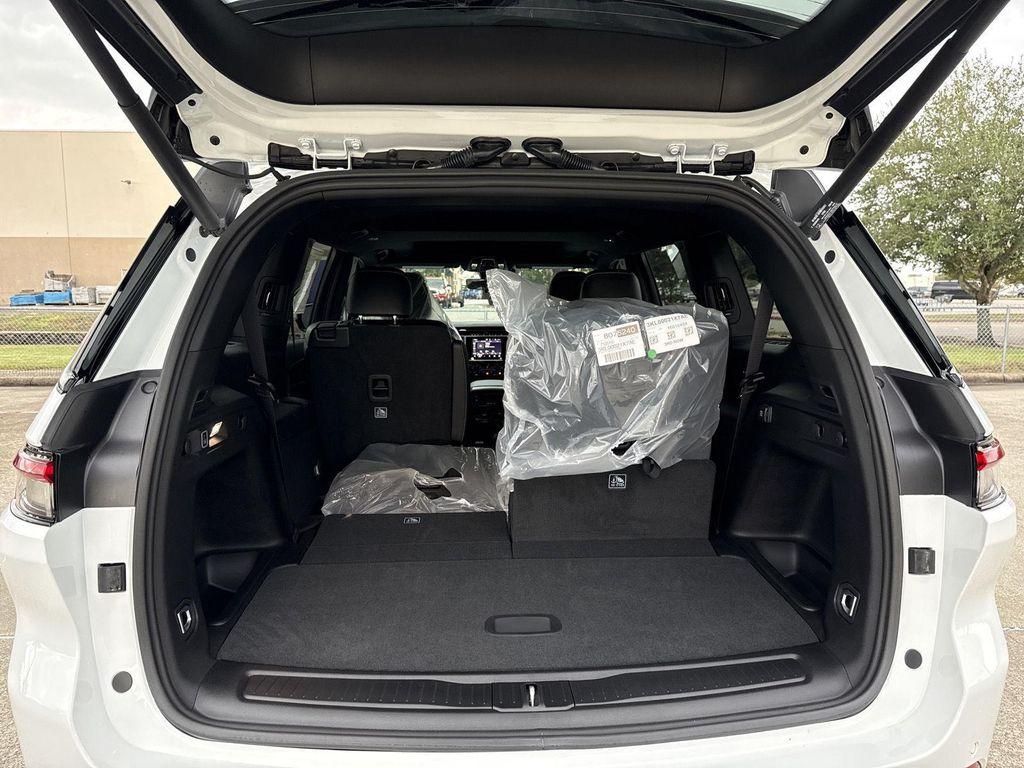 new 2025 Jeep Grand Cherokee L car, priced at $40,420