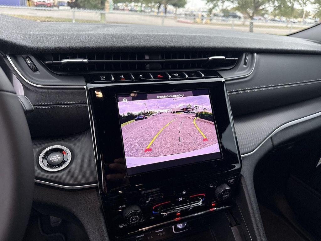 new 2025 Jeep Grand Cherokee L car, priced at $40,420