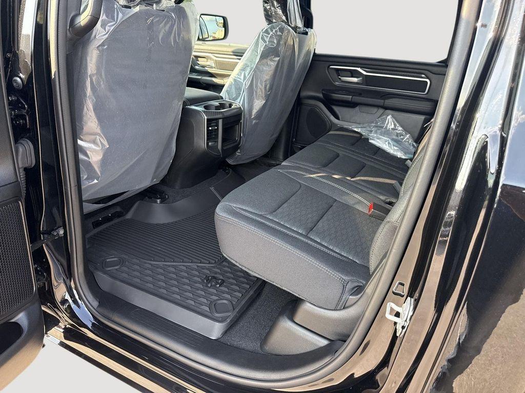 new 2025 Ram 1500 car, priced at $47,421