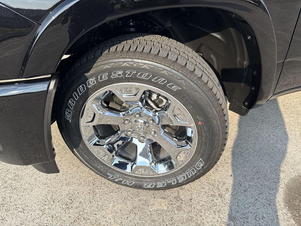 new 2025 Ram 1500 car, priced at $45,421