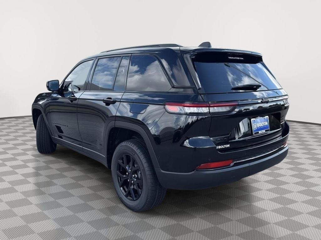 new 2025 Jeep Grand Cherokee car, priced at $40,226