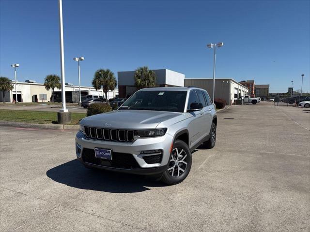 new 2025 Jeep Grand Cherokee car, priced at $40,035