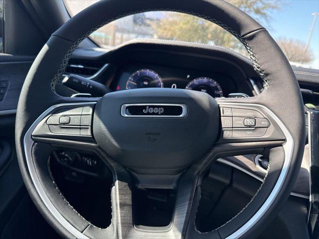 new 2025 Jeep Grand Cherokee car, priced at $40,035
