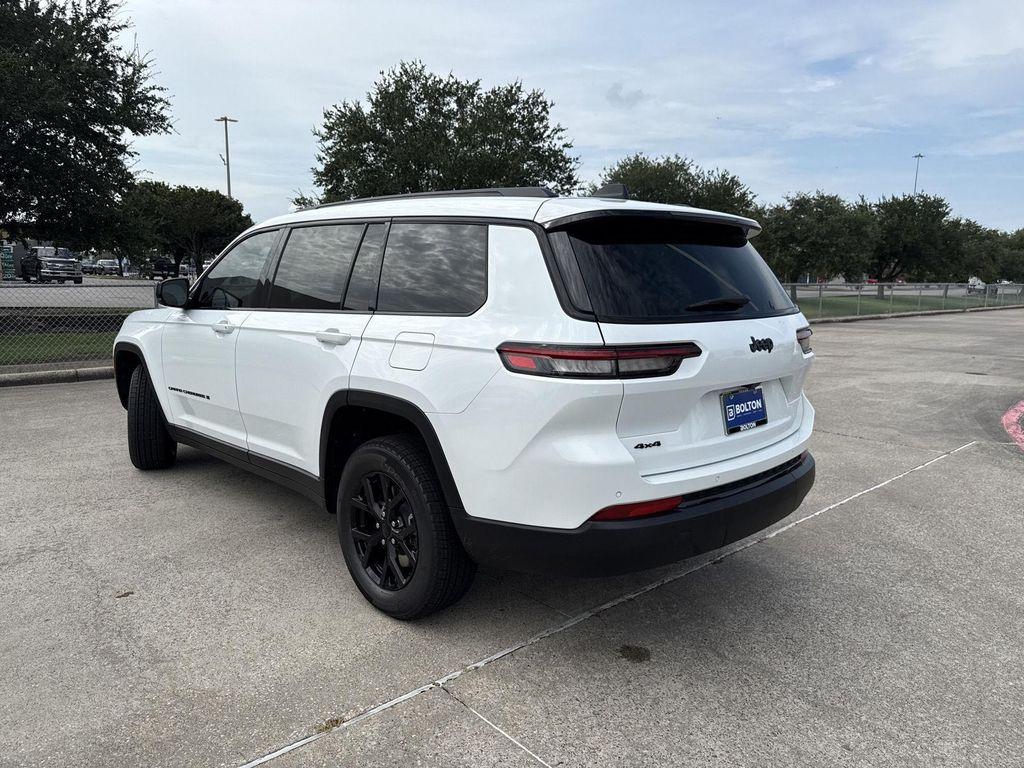 new 2025 Jeep Grand Cherokee L car, priced at $40,900