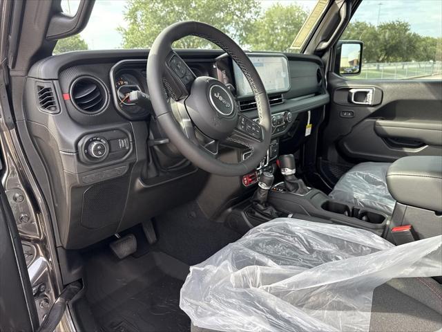 new 2025 Jeep Gladiator car, priced at $48,662
