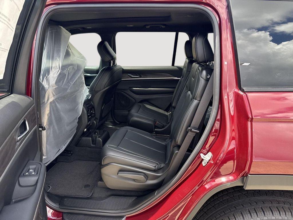 new 2025 Jeep Grand Cherokee L car, priced at $47,901