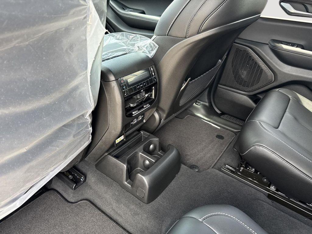 new 2025 Jeep Grand Cherokee L car, priced at $47,901