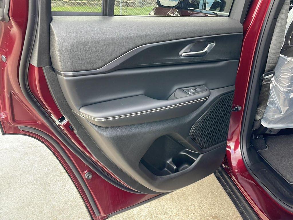 new 2025 Jeep Grand Cherokee car, priced at $38,366