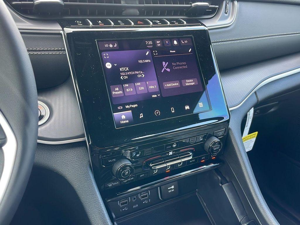 new 2025 Jeep Grand Cherokee car, priced at $38,266