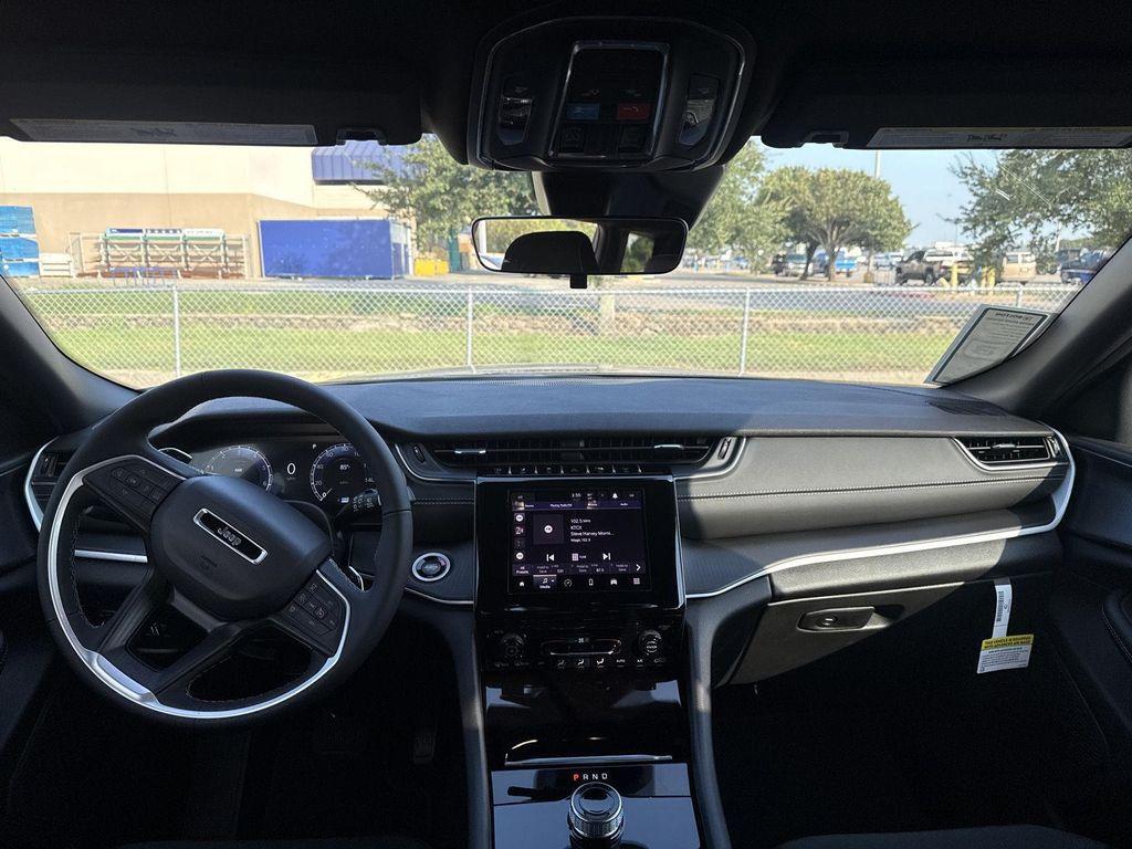 new 2025 Jeep Grand Cherokee L car, priced at $36,828