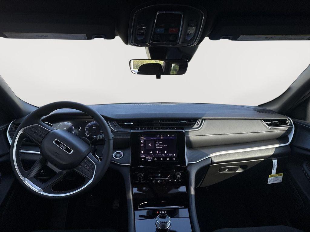 new 2025 Jeep Grand Cherokee L car, priced at $36,728