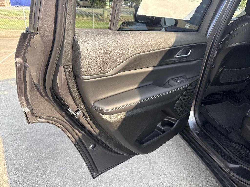 new 2025 Jeep Grand Cherokee L car, priced at $36,828