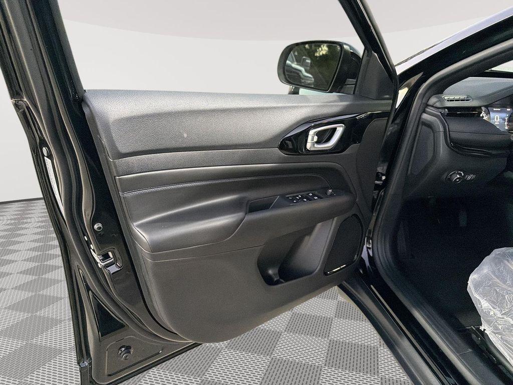 new 2026 Jeep Compass car, priced at $29,254