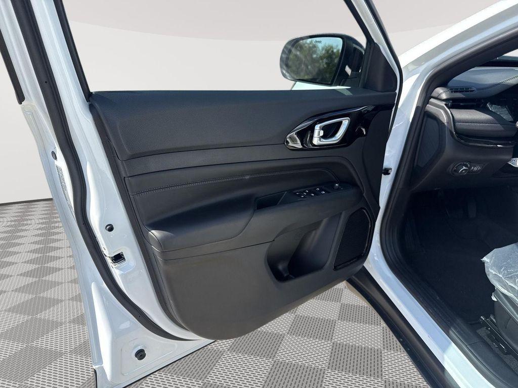 new 2026 Jeep Compass car, priced at $26,316