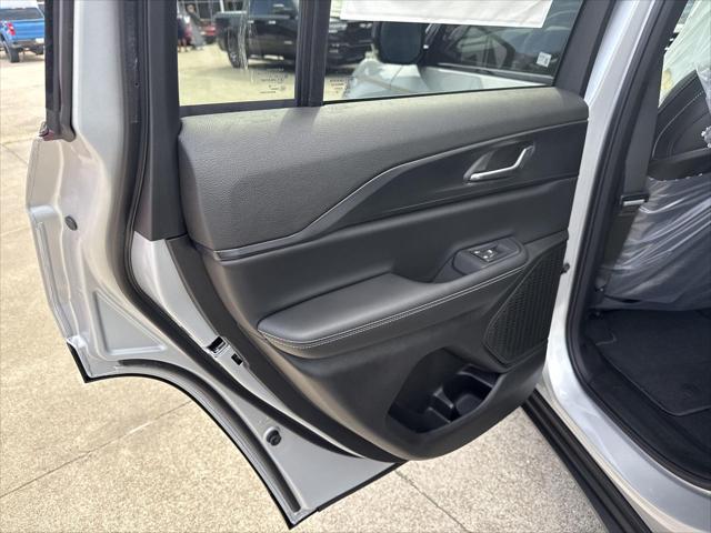 new 2025 Jeep Grand Cherokee car, priced at $39,012