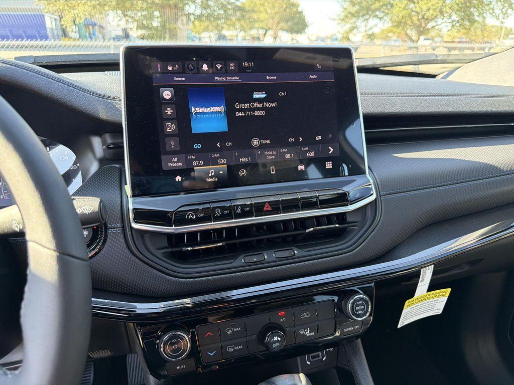 new 2026 Jeep Compass car, priced at $30,466