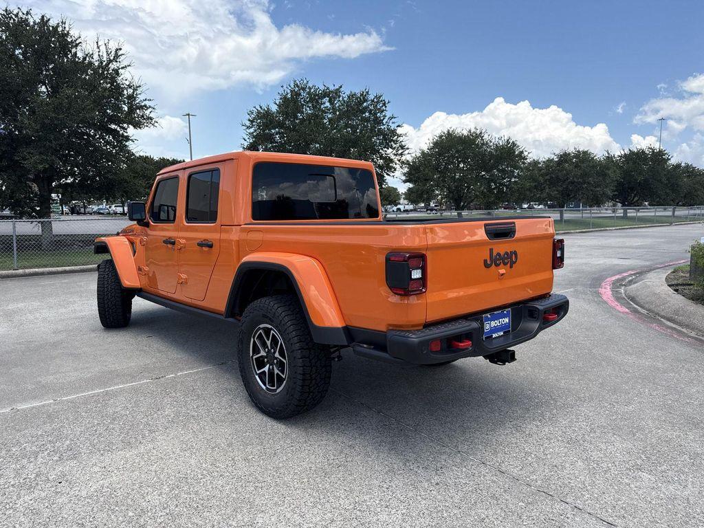 new 2025 Jeep Gladiator car, priced at $53,414