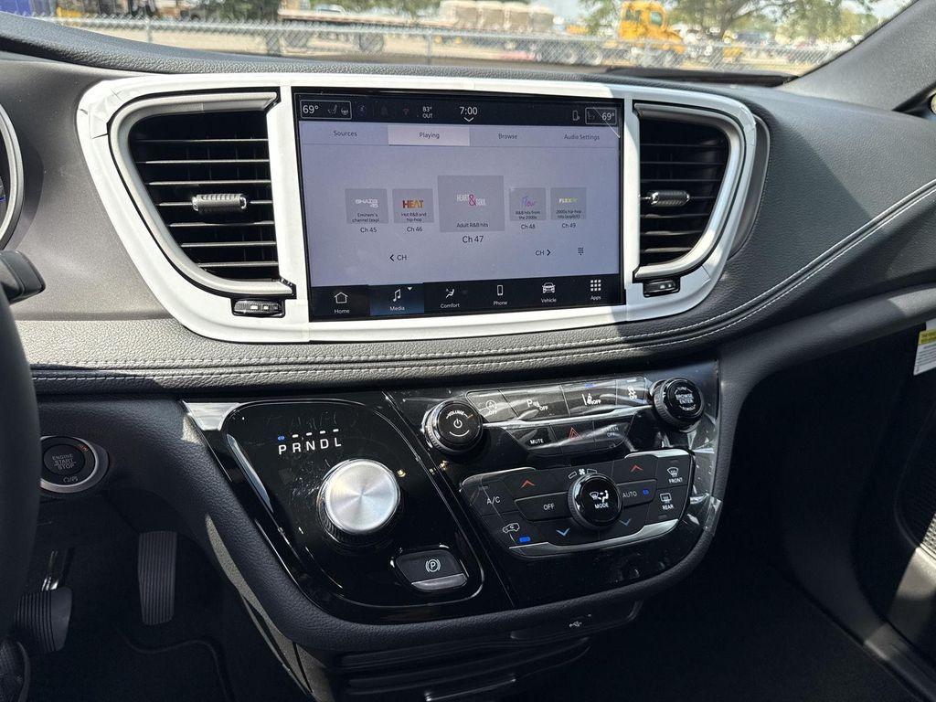new 2026 Chrysler Pacifica car, priced at $38,835